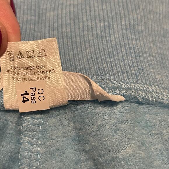 Victorias Secret Pants Womens Medium Supermodel Essentials Cropped Sequin Heart - Picture 10 of 14